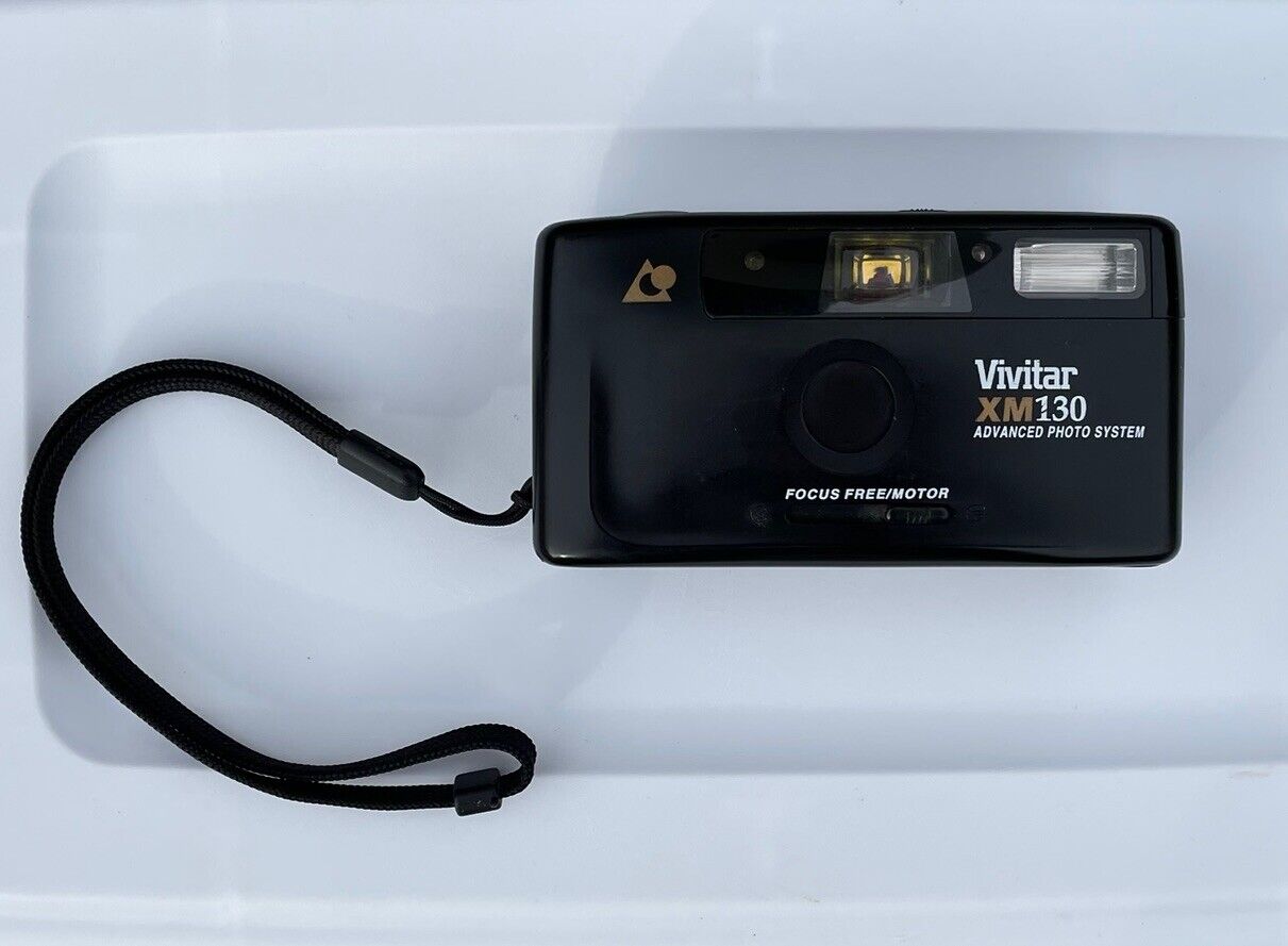 Vivitar XM130 Point & Shoot Advance Photo System Flash Film Camera - Black Vnt
